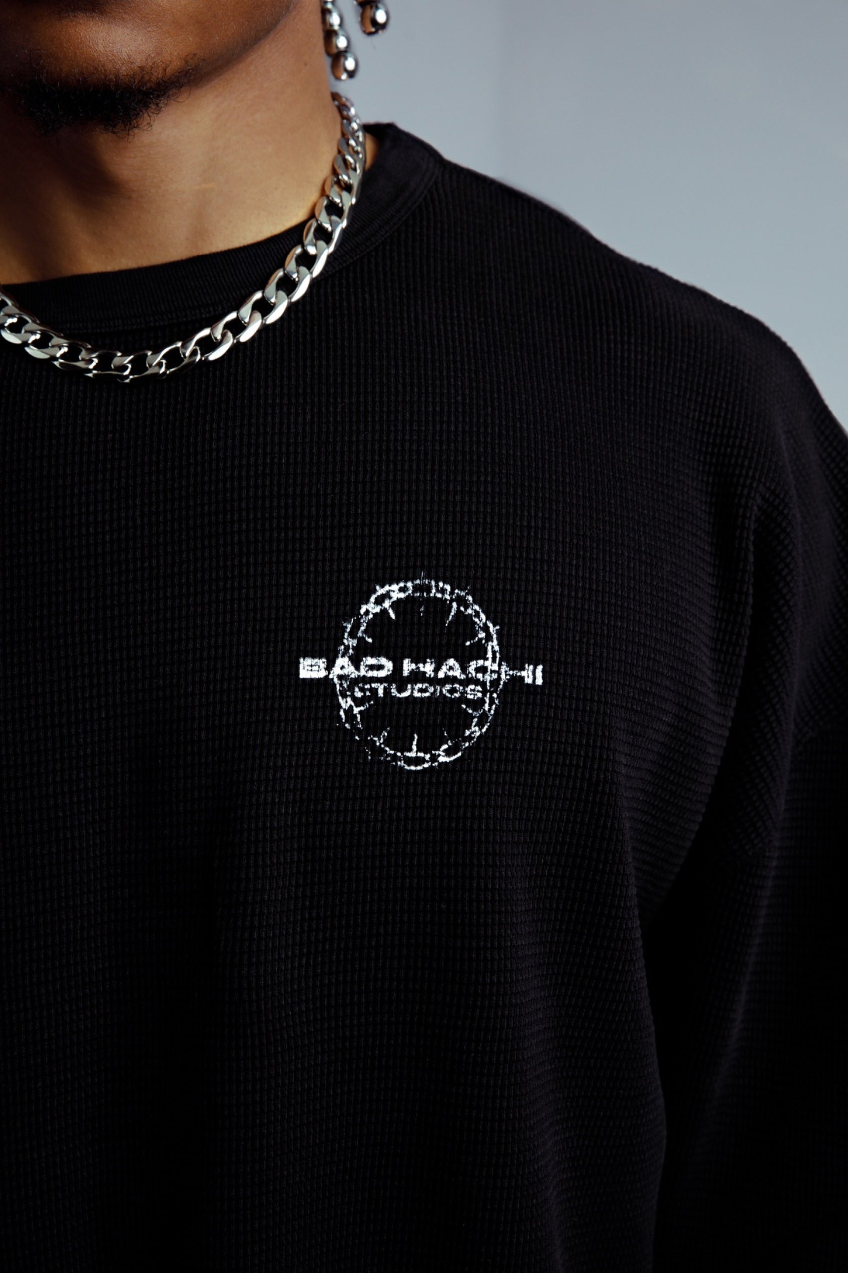 Cropped Dropped Shoulder Thermal (Black)