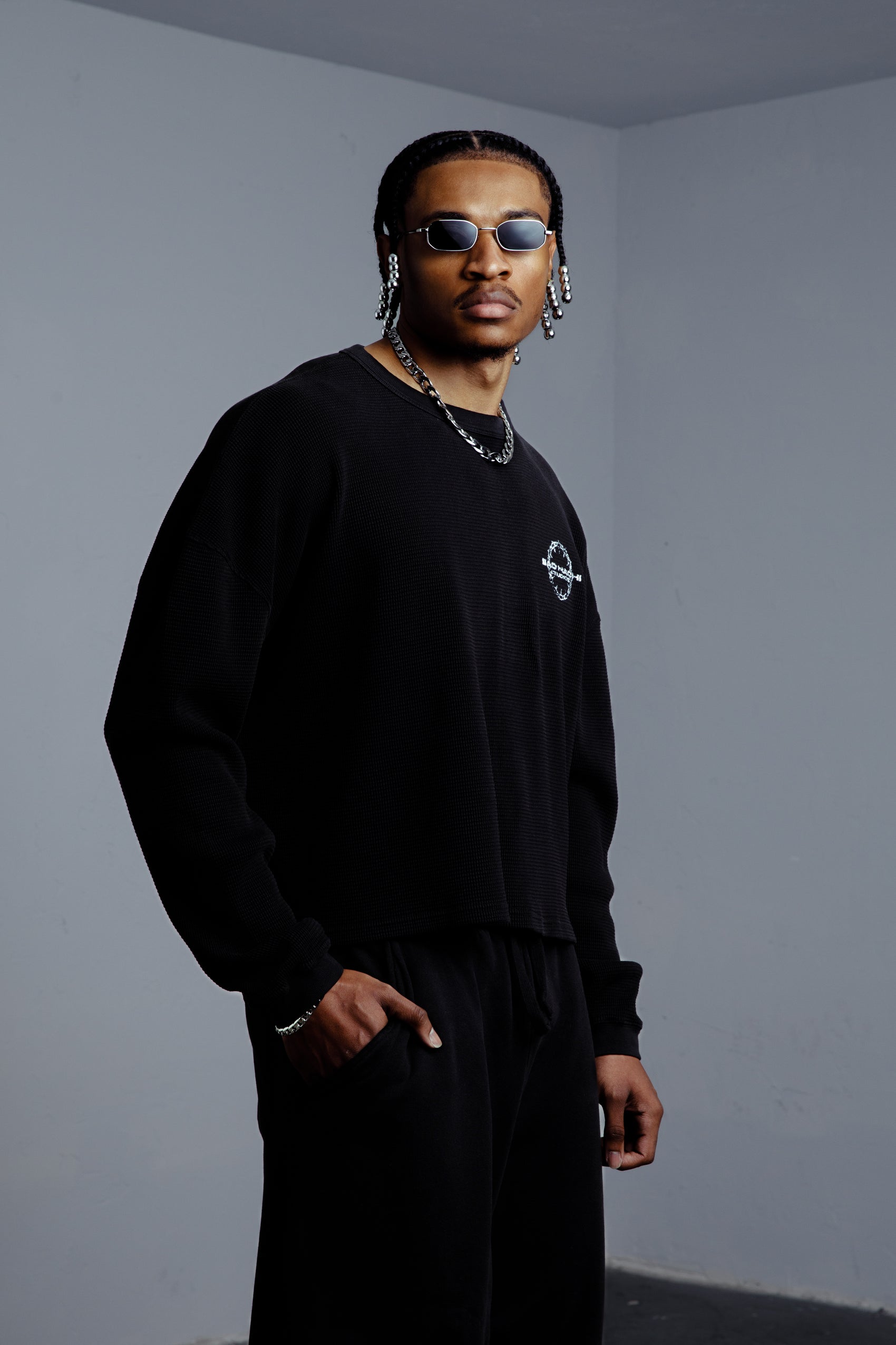 Cropped Dropped Shoulder Thermal (Black)